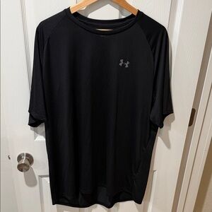 Under Armour Men's Short Sleeve Black Tee